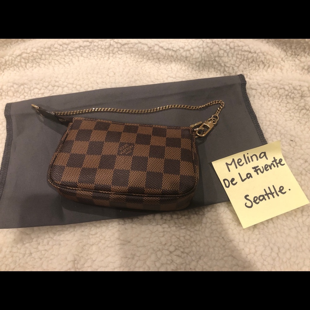 SOLD ! Louis Vuitton Mini Pochette damier ebene